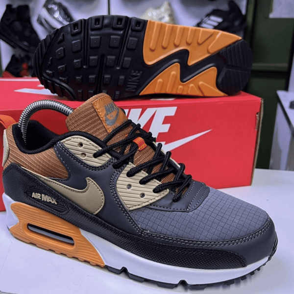 Nike Air Max 90: Iconic Style & Comfort
